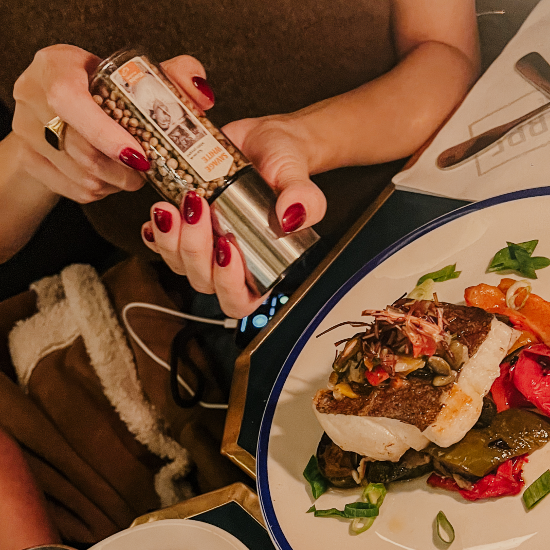 Savage White (Pocket Edition)